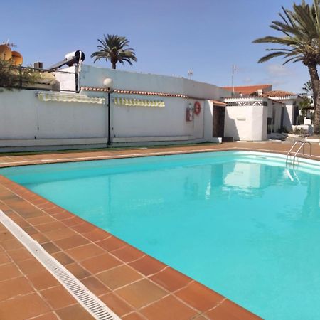 Lovely 2 Bedroom Bungalow With Parking Maspalomas  Exteriér fotografie