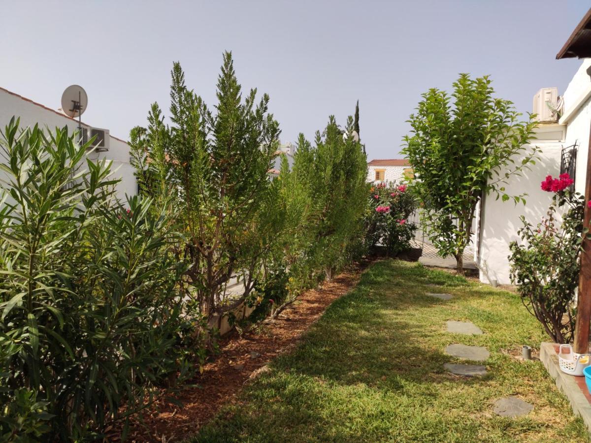 Lovely 2 Bedroom Bungalow With Parking Maspalomas  Exteriér fotografie