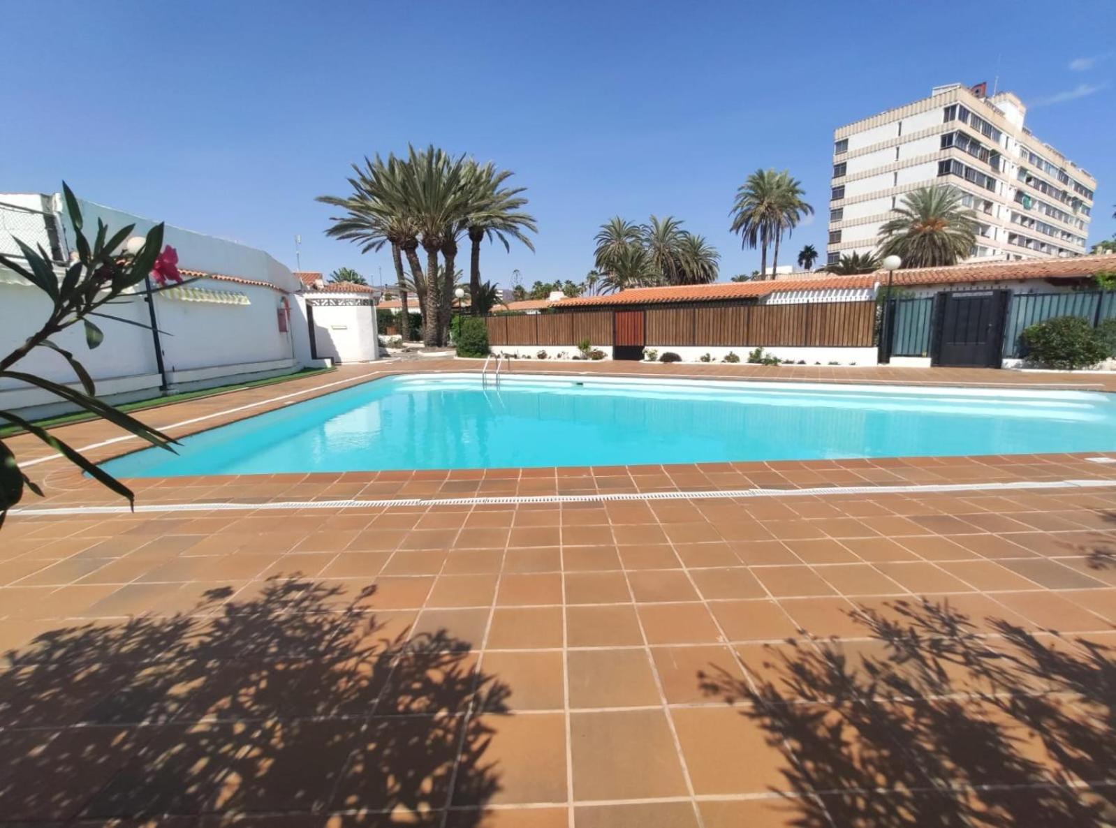 Lovely 2 Bedroom Bungalow With Parking Maspalomas  Exteriér fotografie